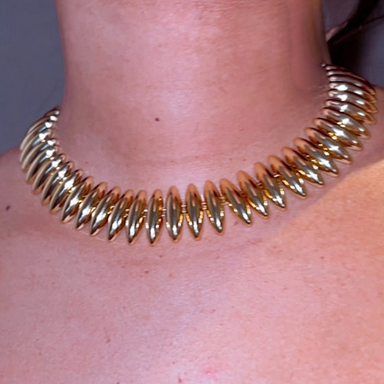 The Luxe Ripple Choker