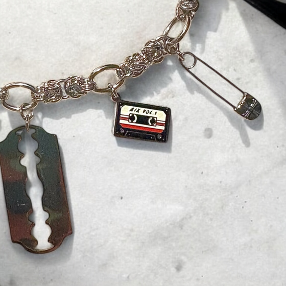 Riot Rhythm Choker